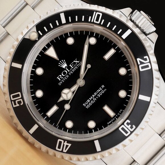 Rolex Submariner 40mm Mens Watch w/ Box - Picture 1 of 9